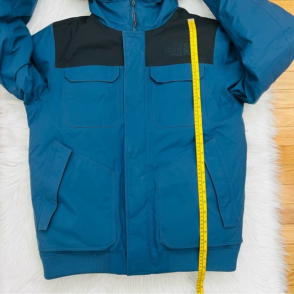 The North Face Gotham III Jacket - Picture 13 of 14